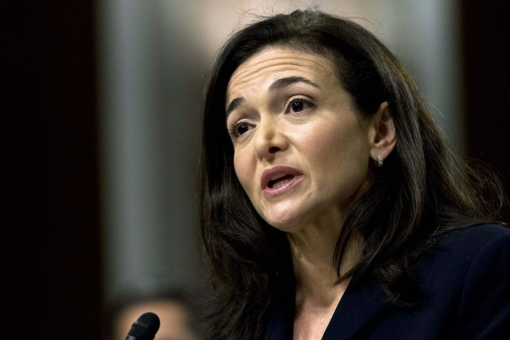 Sheryl Sandberg Leaves Facebook After 14 Years