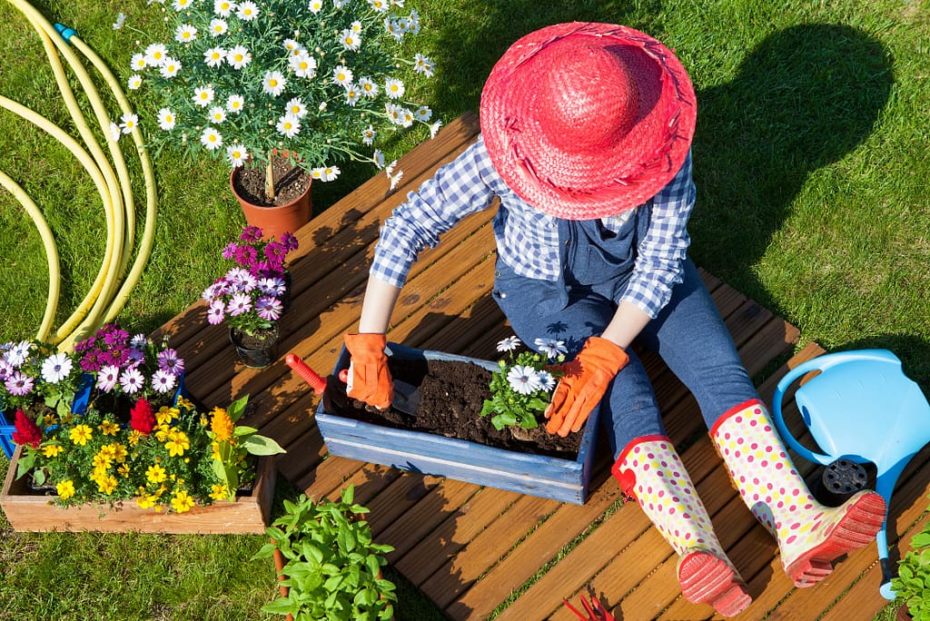 5 Quick Gardening Tips To Save You Money