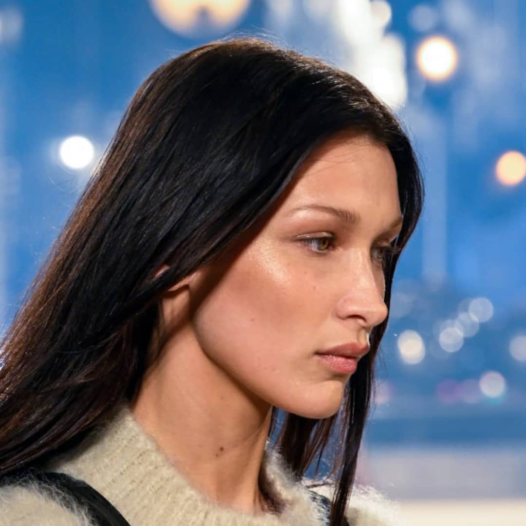 Bella Hadid Regrets Having Cosmetic Surgery, Supermodel Bella Hadid Admitted That She Regretted Having A Nose Job When She Was A Teenager Image